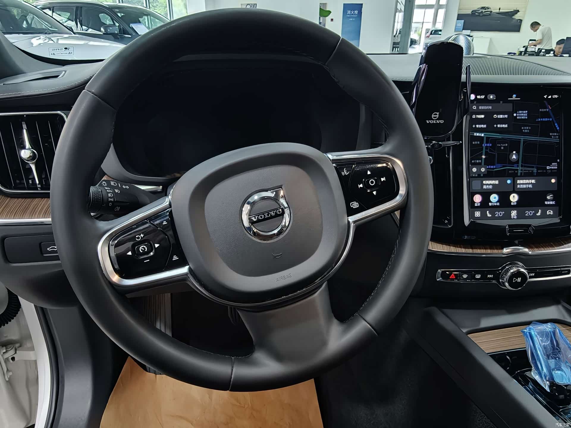 Volvo XC60, 2022 11