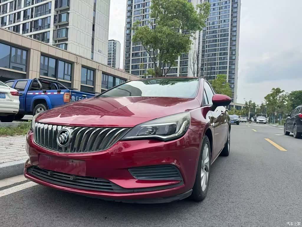 Buick Verano, 2016 1