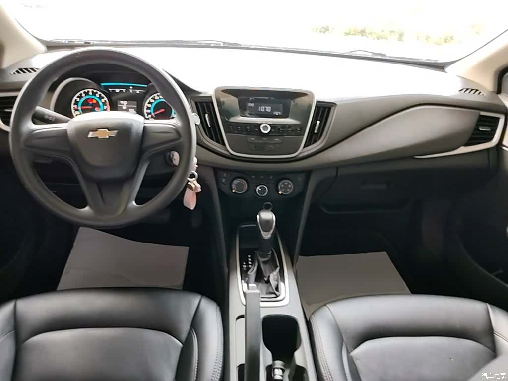 Chevrolet 320, 2019 10