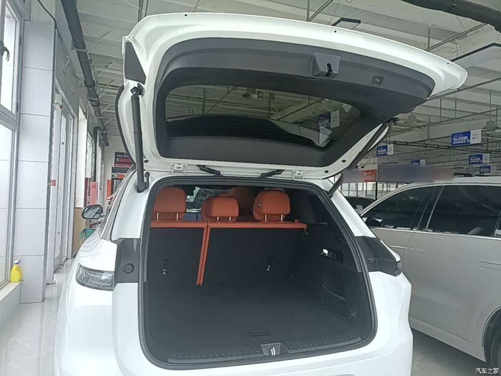Li Auto L6, 2025 19
