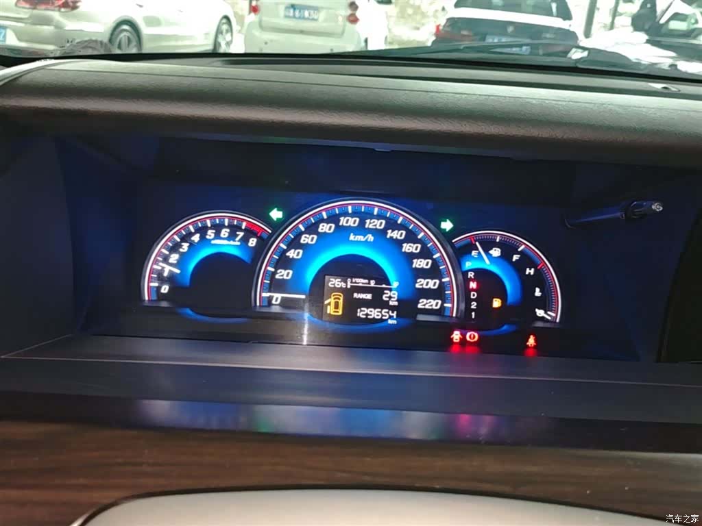 Honda Elysion, 2014 12