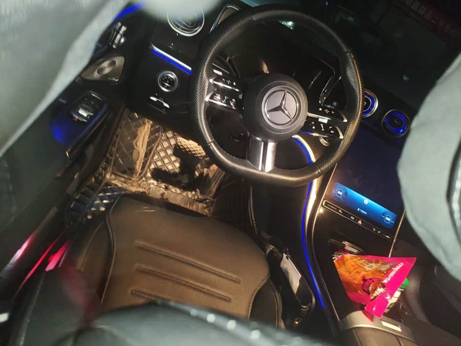 Mercedes-Benz C-Class 2024, фото 2