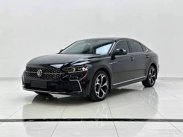 Volkswagen Passat 2023 — купить из Китая под заказ