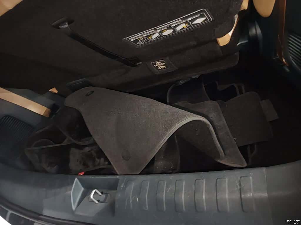 Trumpchi E8, 2024 15