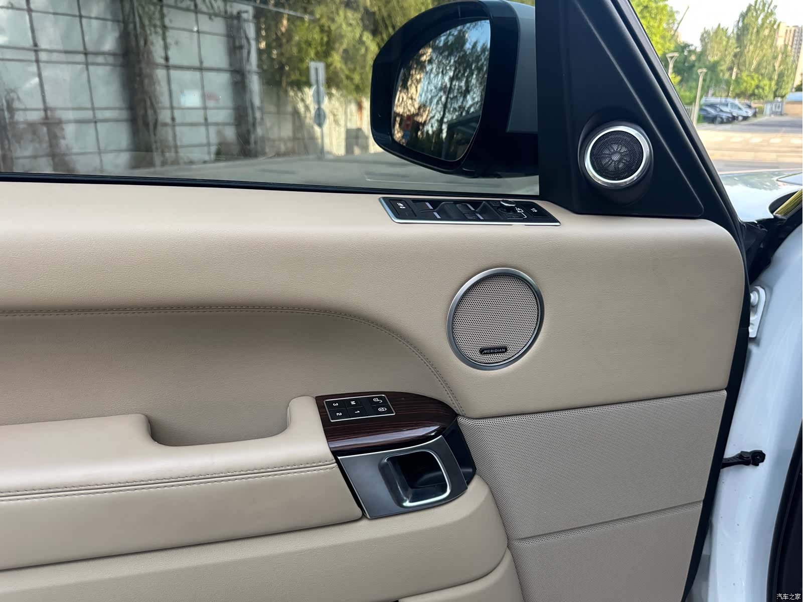 Land Rover Range Rover, 2015 все фото