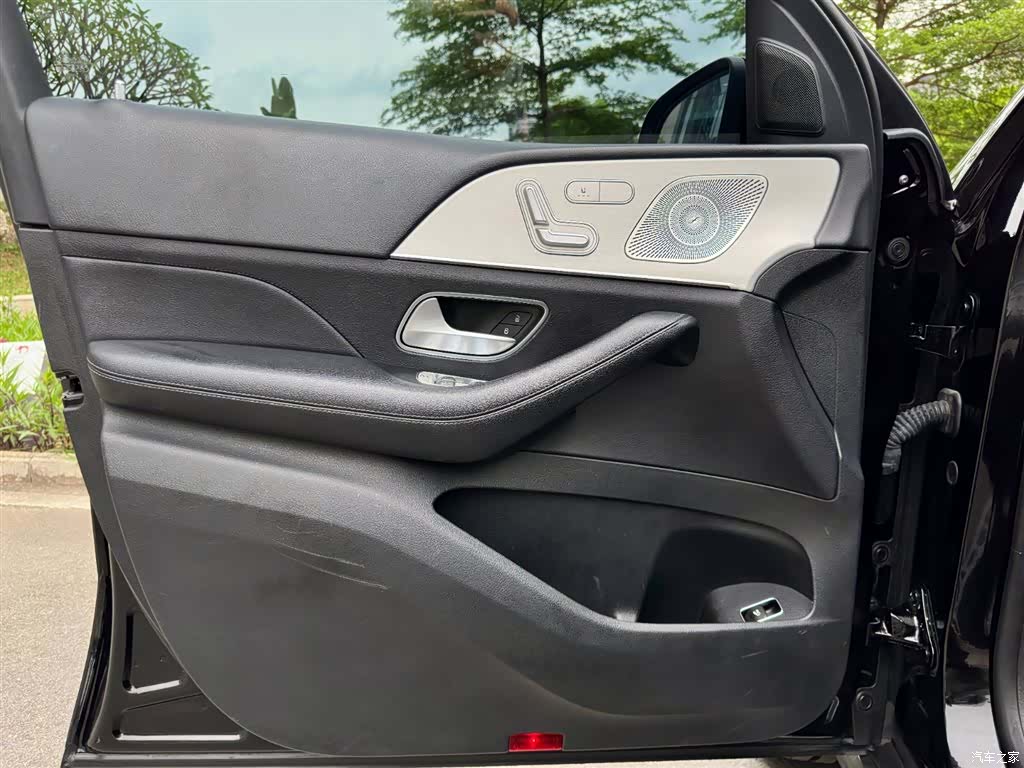 Mercedes-Benz GLE, 2021 16