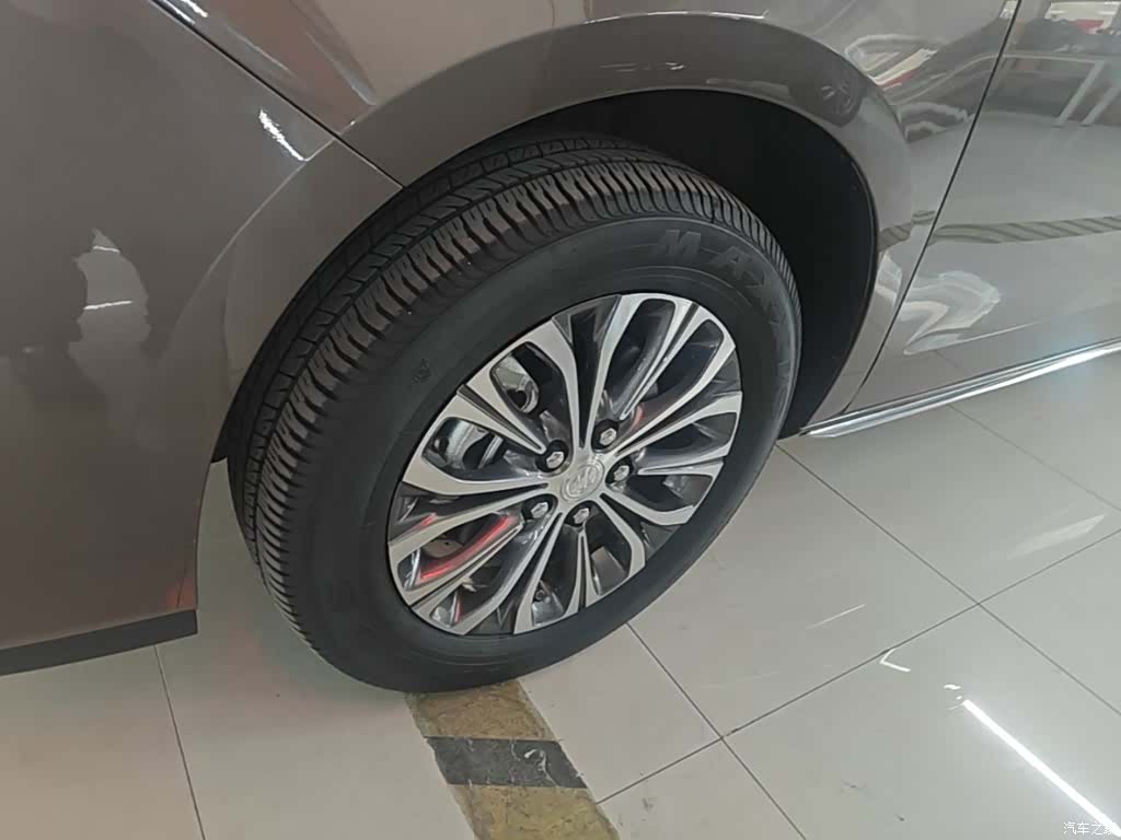 Buick GL8, 2024 23