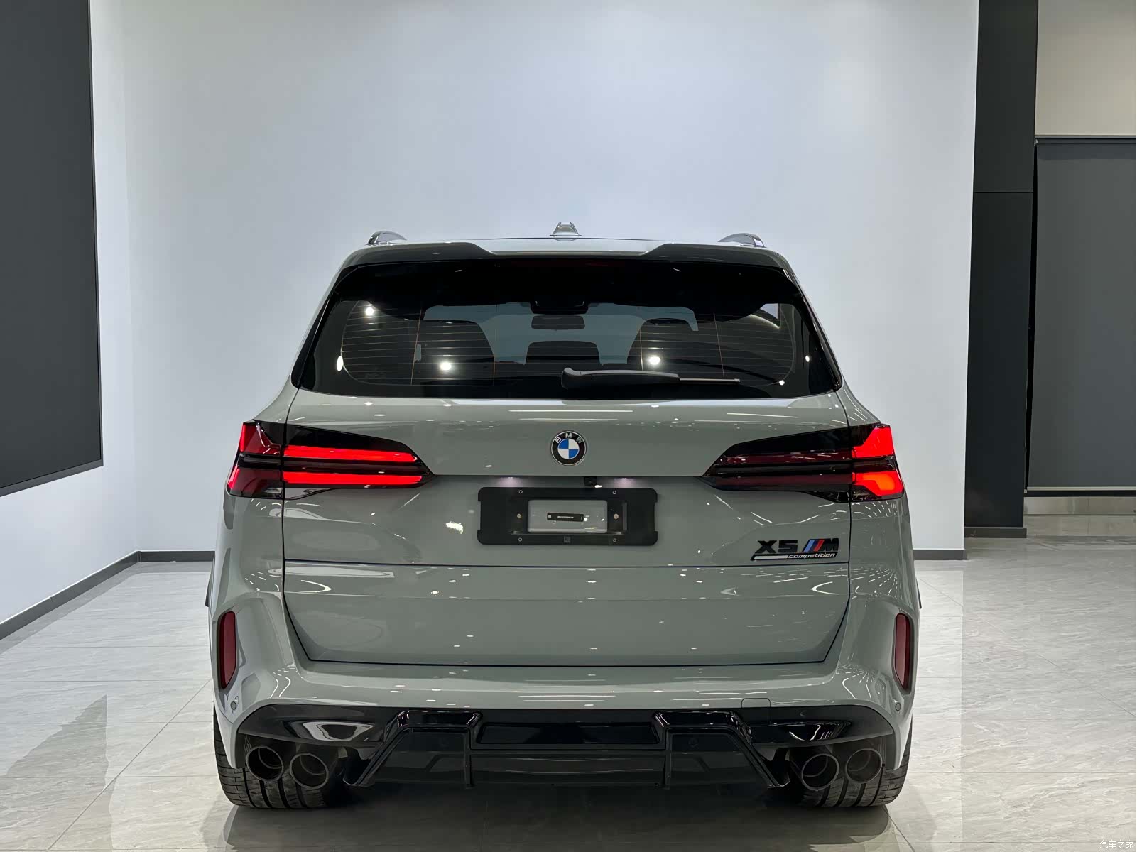 BMW X5, 2025 все фото