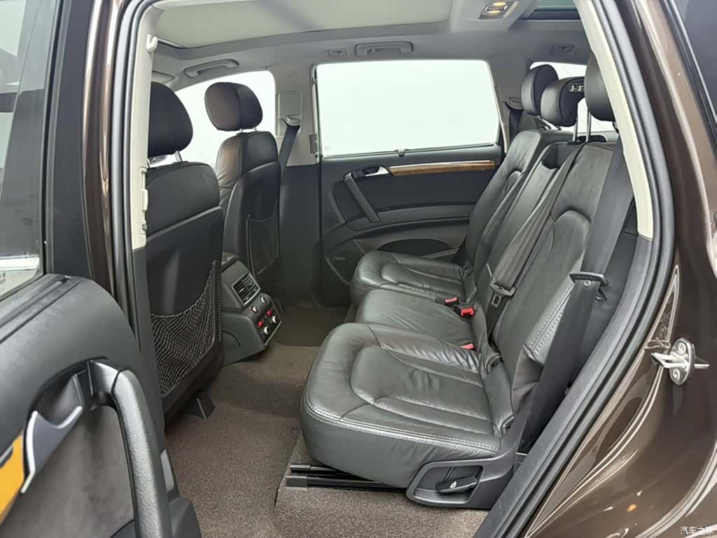 Audi Q7, 2015 4