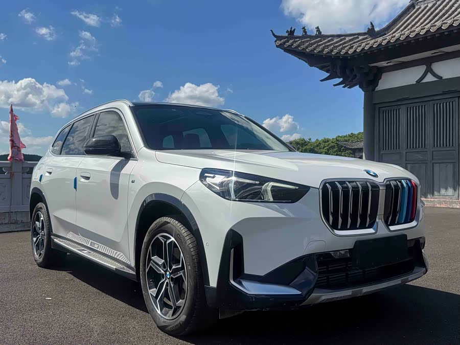 BMW X1 2023, фото 3