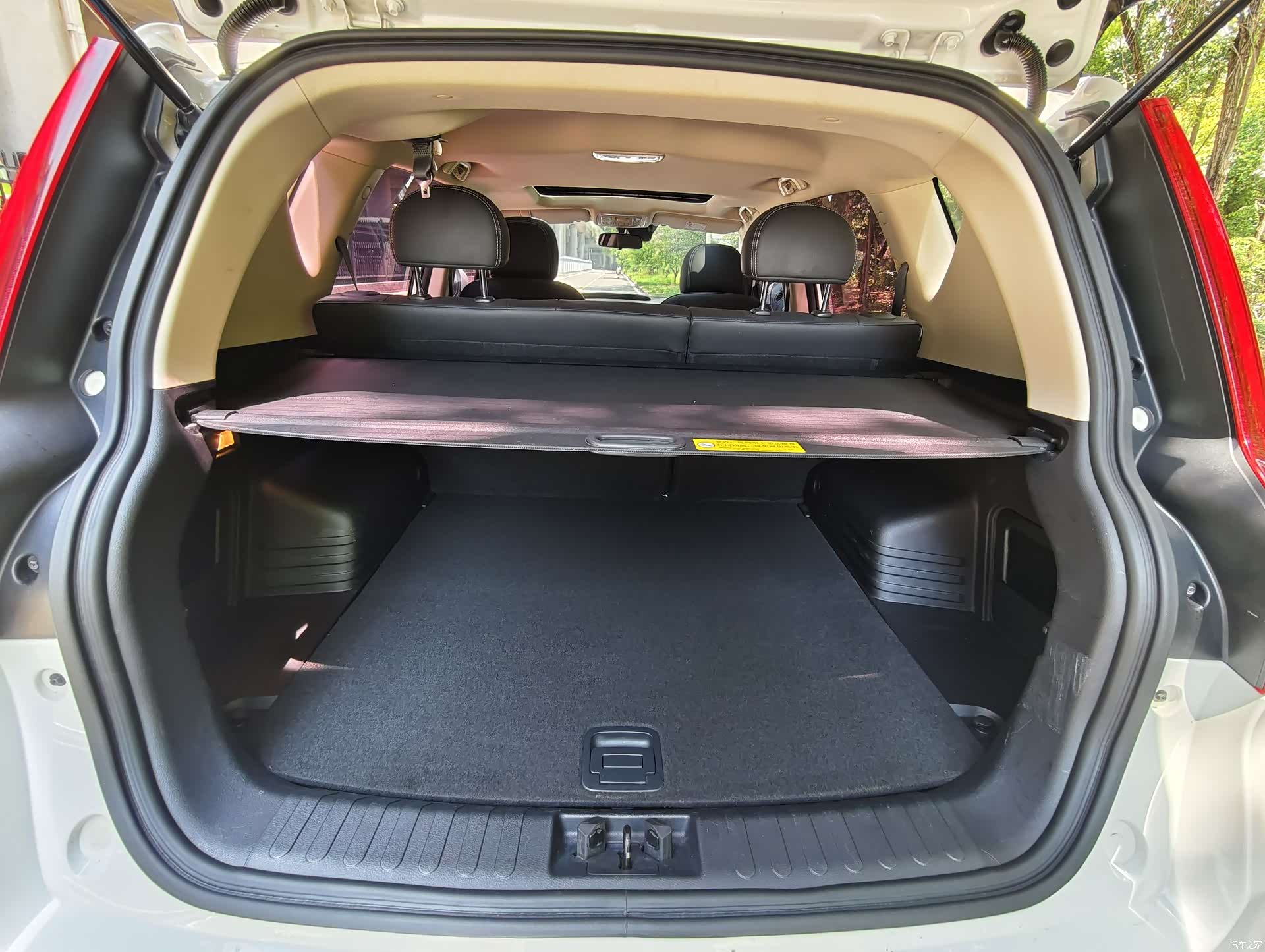 Geely X6, 2018 16