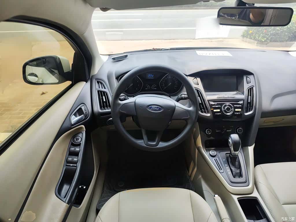 Ford Focus, 2016 3