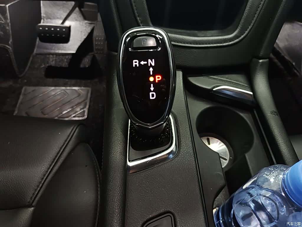 Cadillac XT5, 2018 14