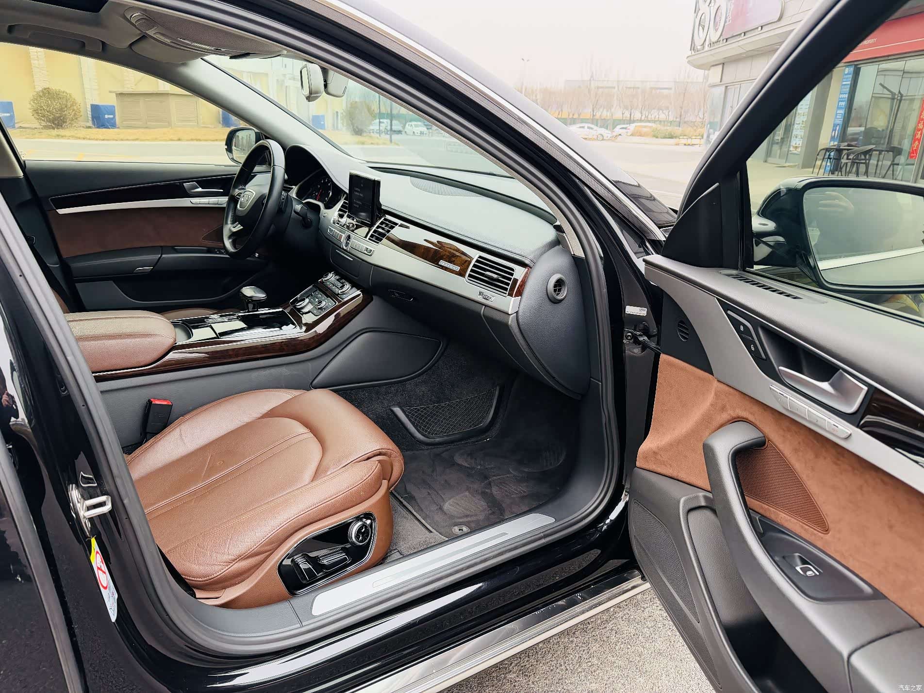 Audi A8L, 2014 11