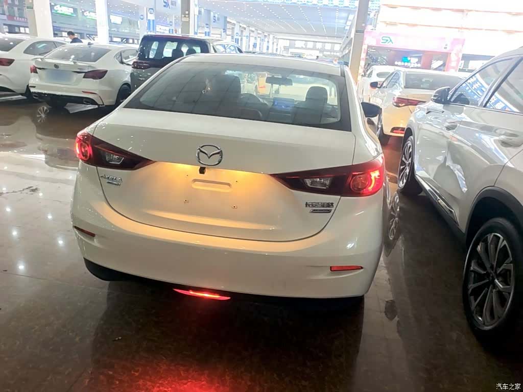 Mazda Mazda3, 2018 7