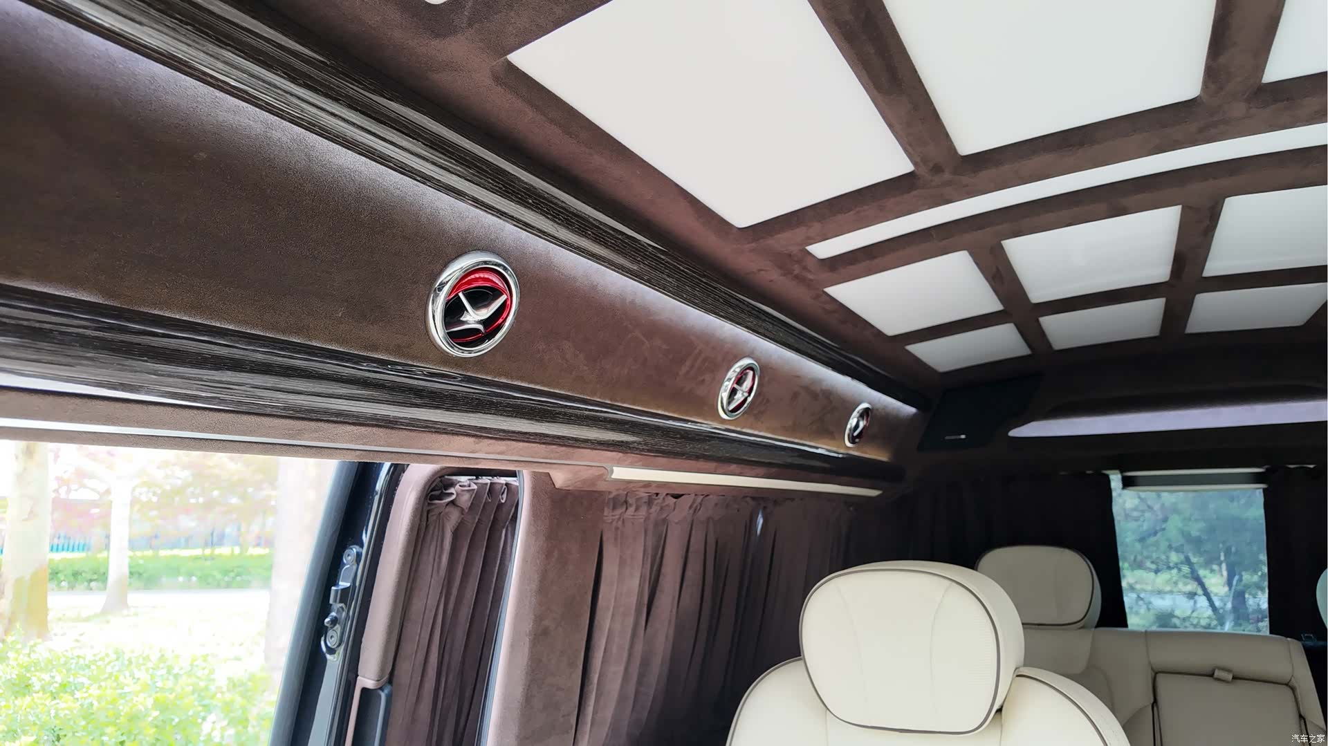 Volkswagen 7, 2018 15