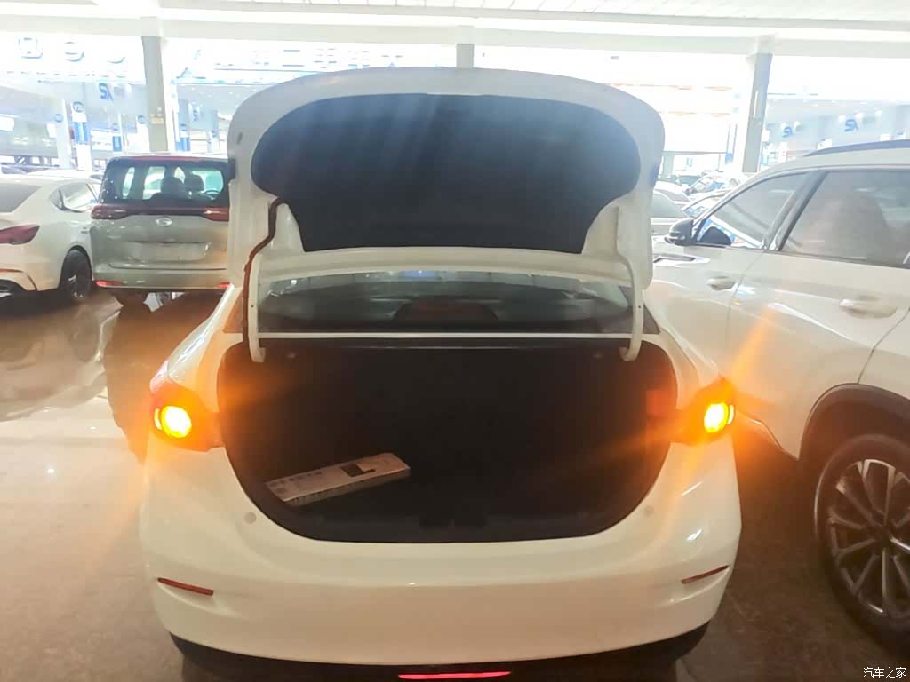 Mazda Mazda3, 2018 19