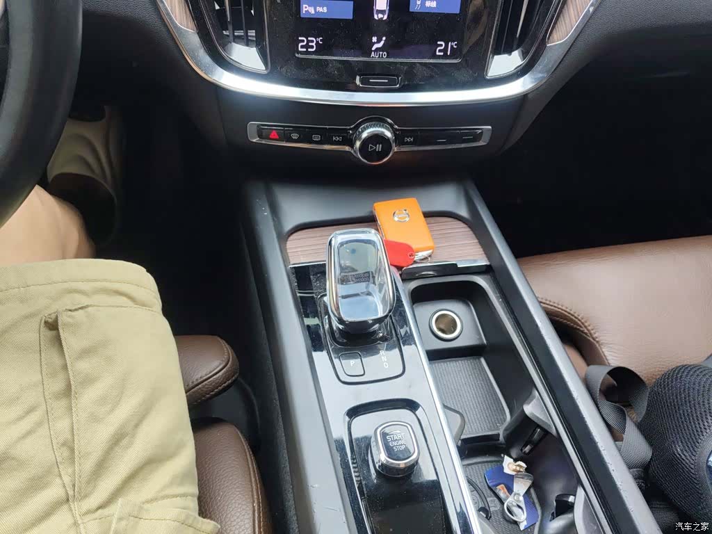 Volvo S60, 2021 14