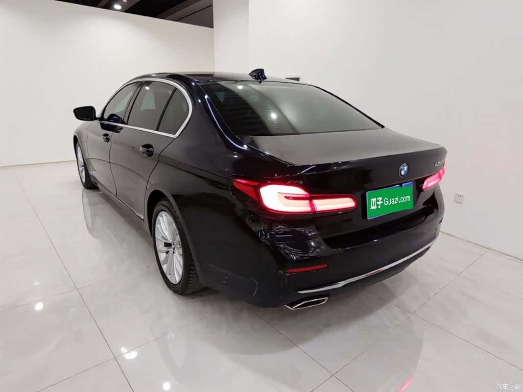 BMW 5 Series, 2021 все фото