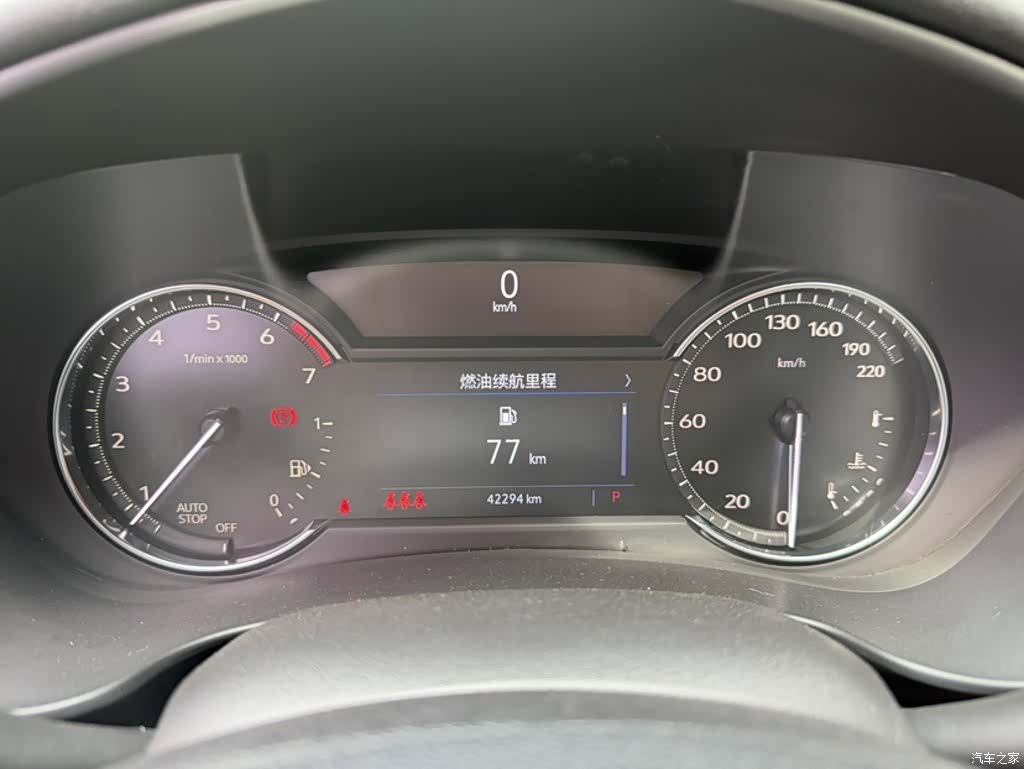 Cadillac XT4, 2020 все фото