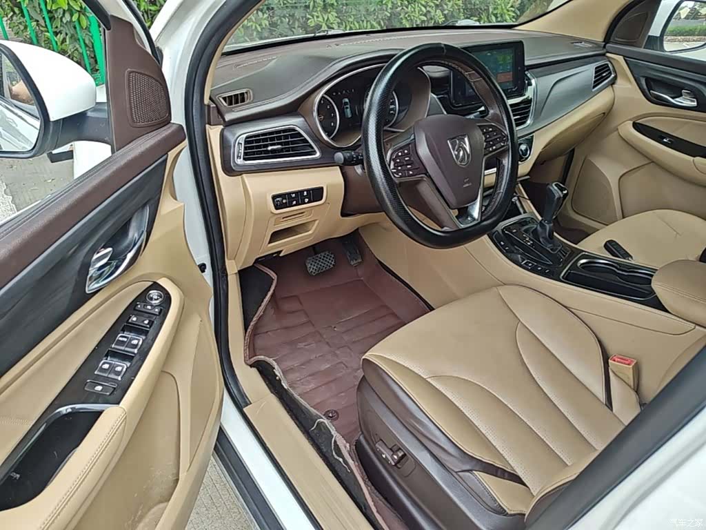 Wuling 730, 2017 16