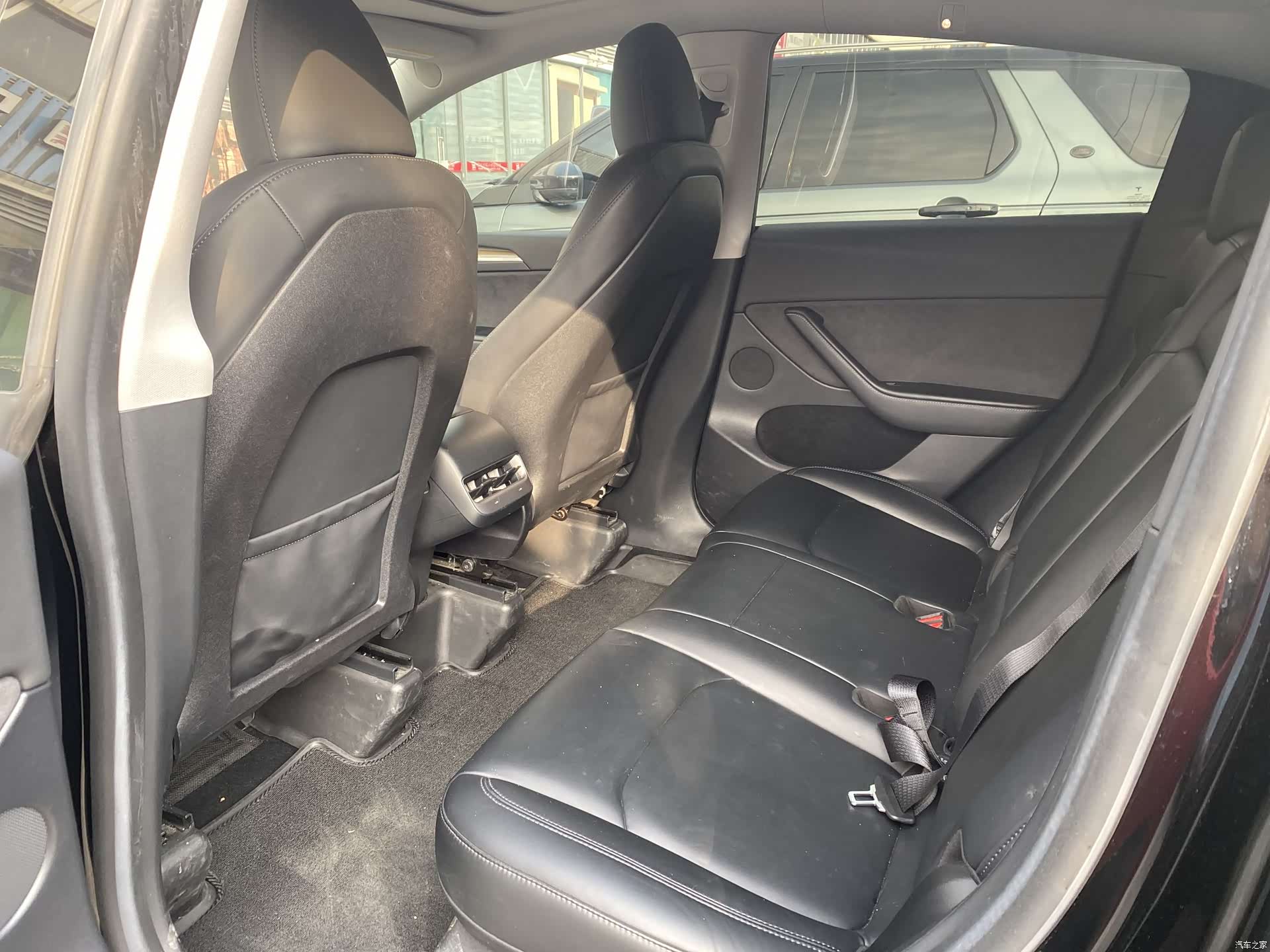 Tesla Model Y, 2022 6
