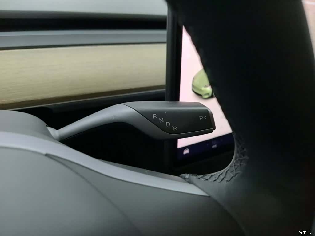 Tesla Model Y, 2021 14