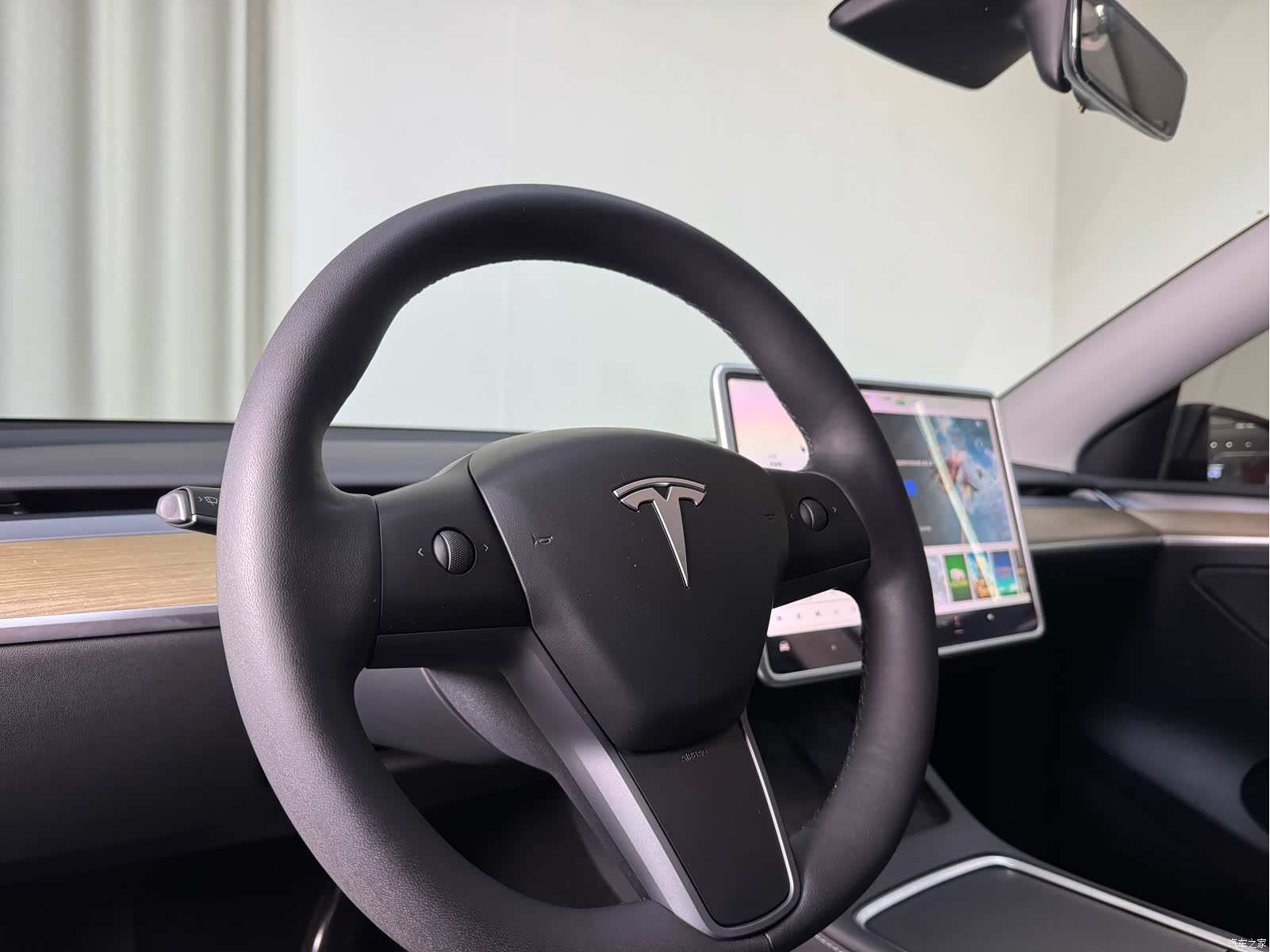 Tesla Model Y, 2022 18