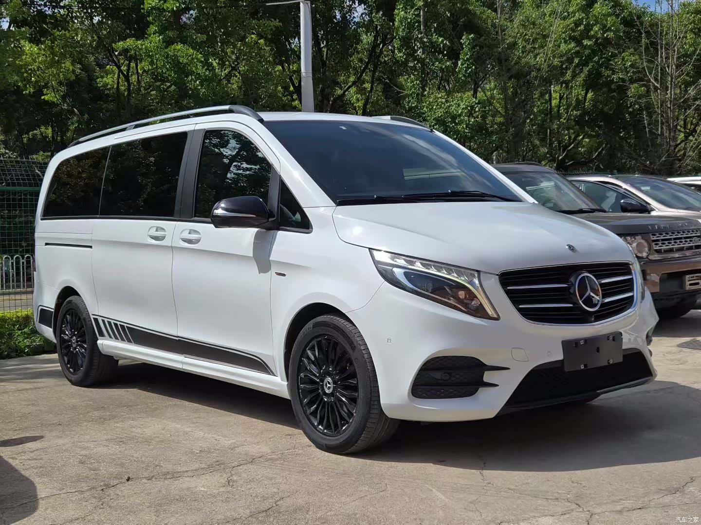 Mercedes-Benz V-Class, 2019 3