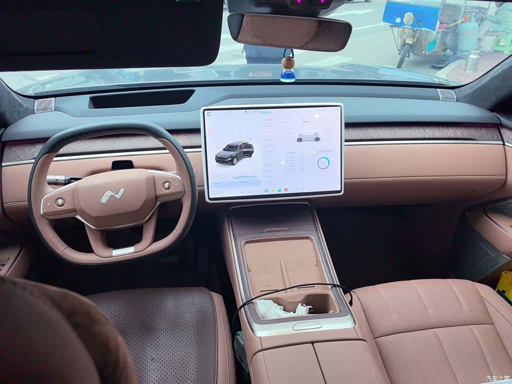 NIO L90, 2025 10