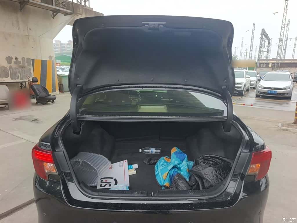 Toyota 2.5S, 2015 19