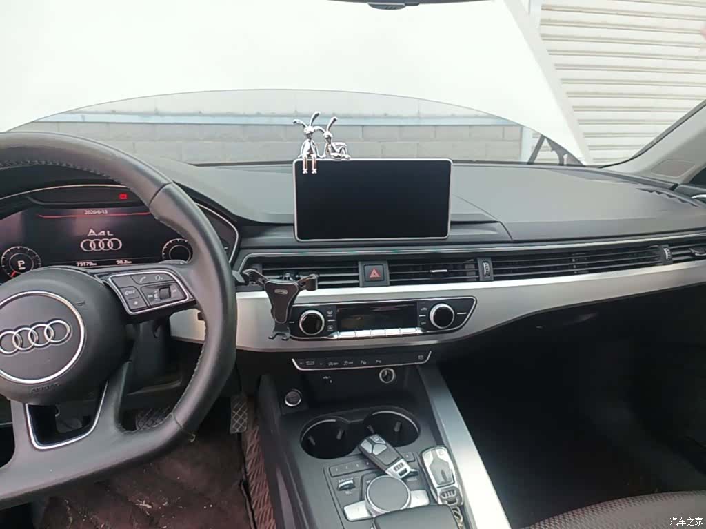 Audi A4L, 2019 13