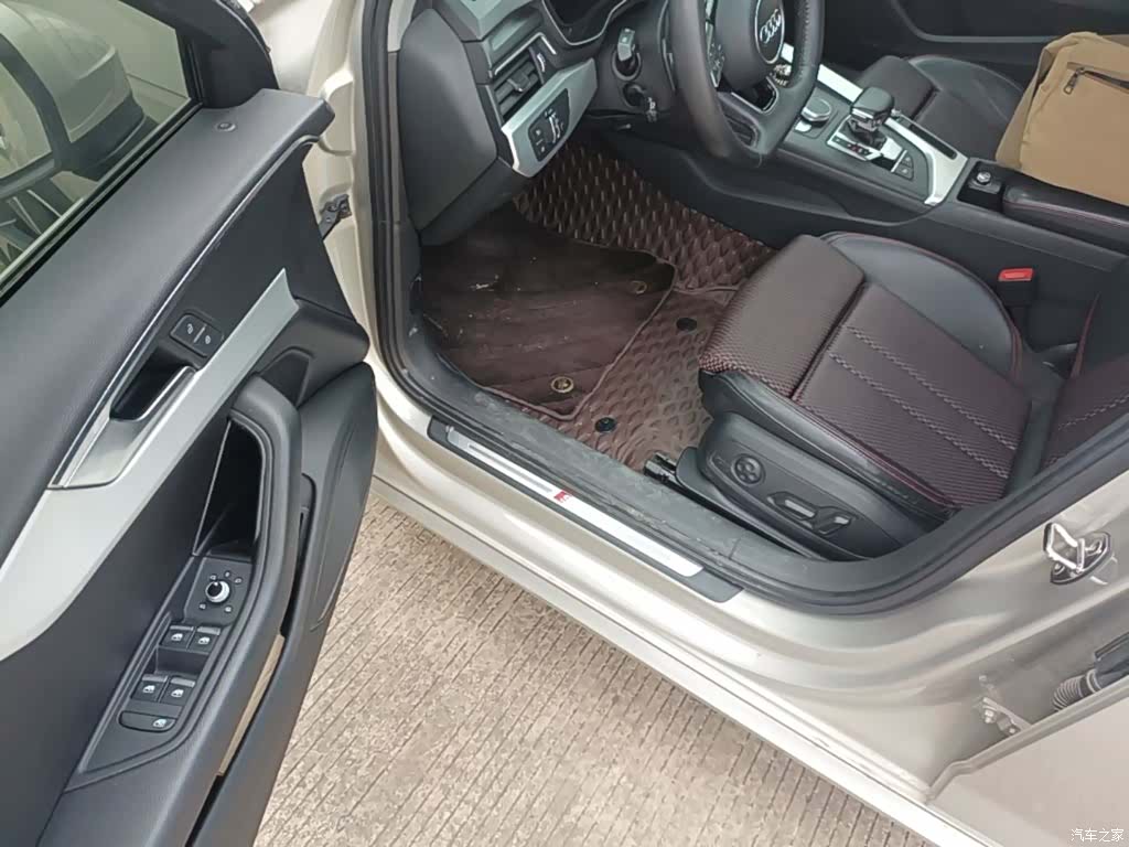Audi A4L, 2019 16