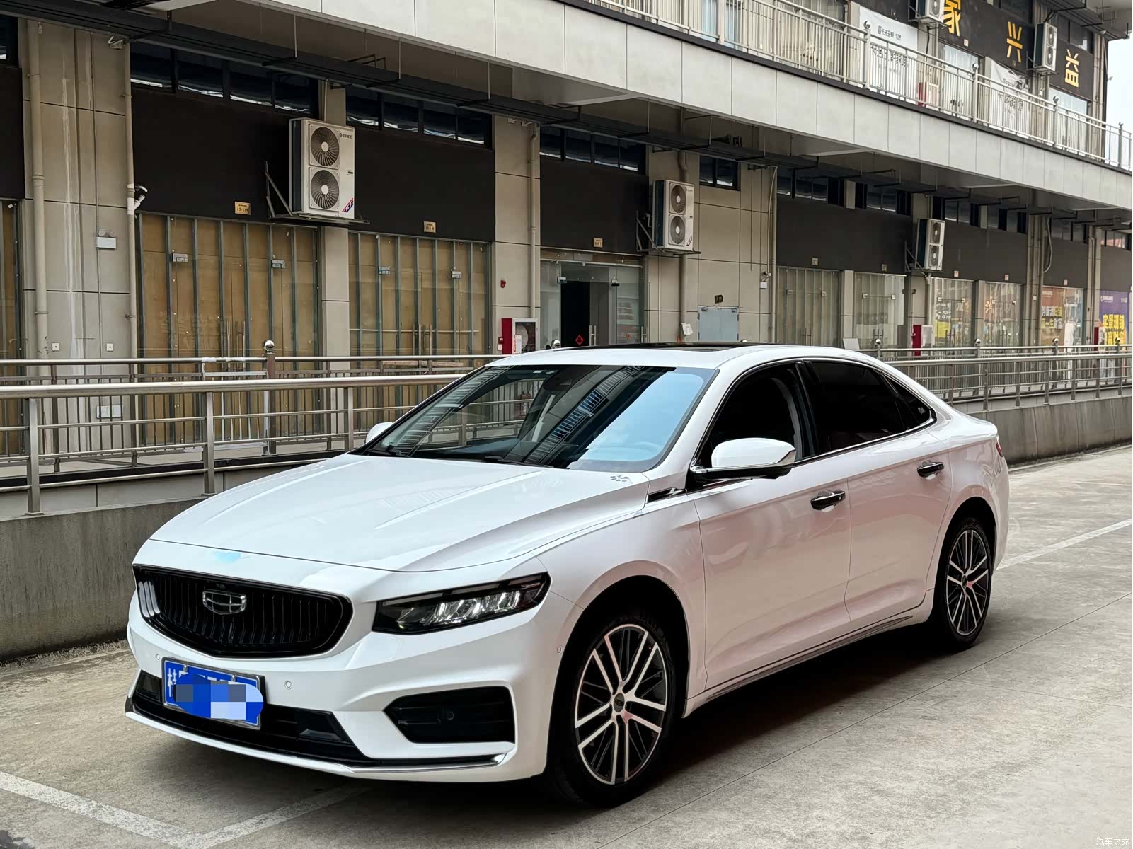Geely Preface, 2022 1
