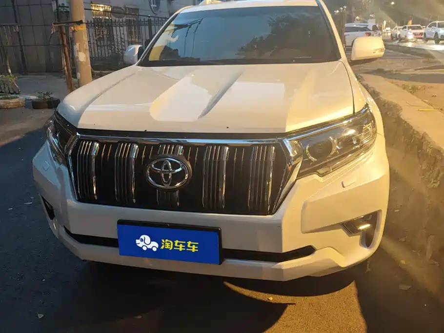 Toyota Prado