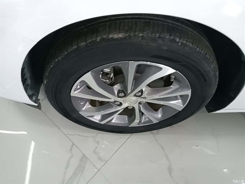 Buick Verano, 2024 23