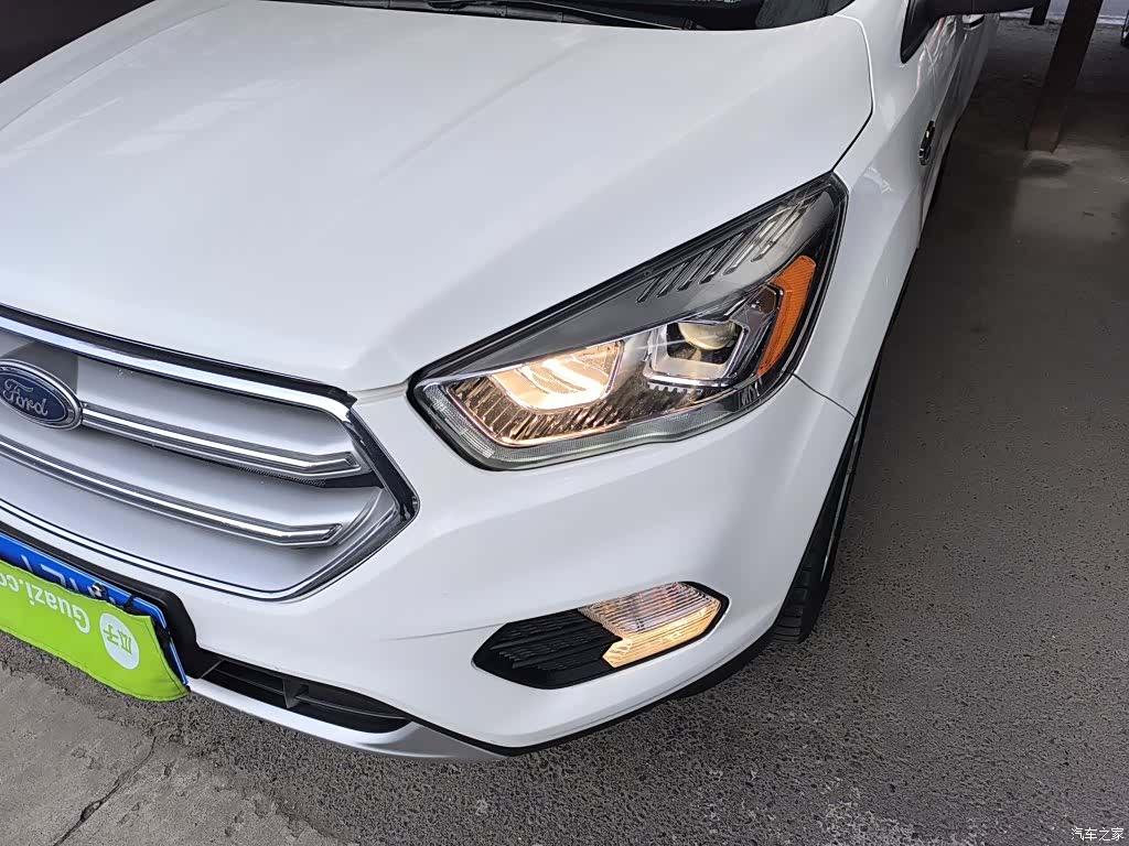 Ford Kuga, 2016 24