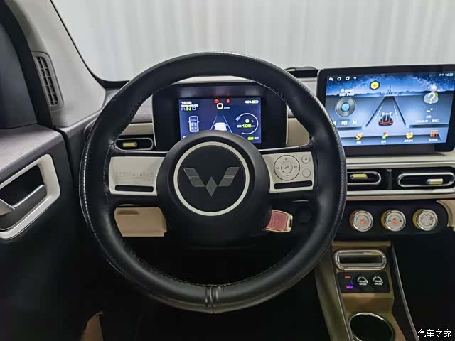 Wuling MINIEV, 2024 11