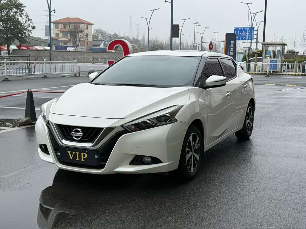 Nissan Bluebird