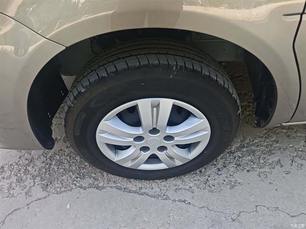 DongFeng M5, 2025 23
