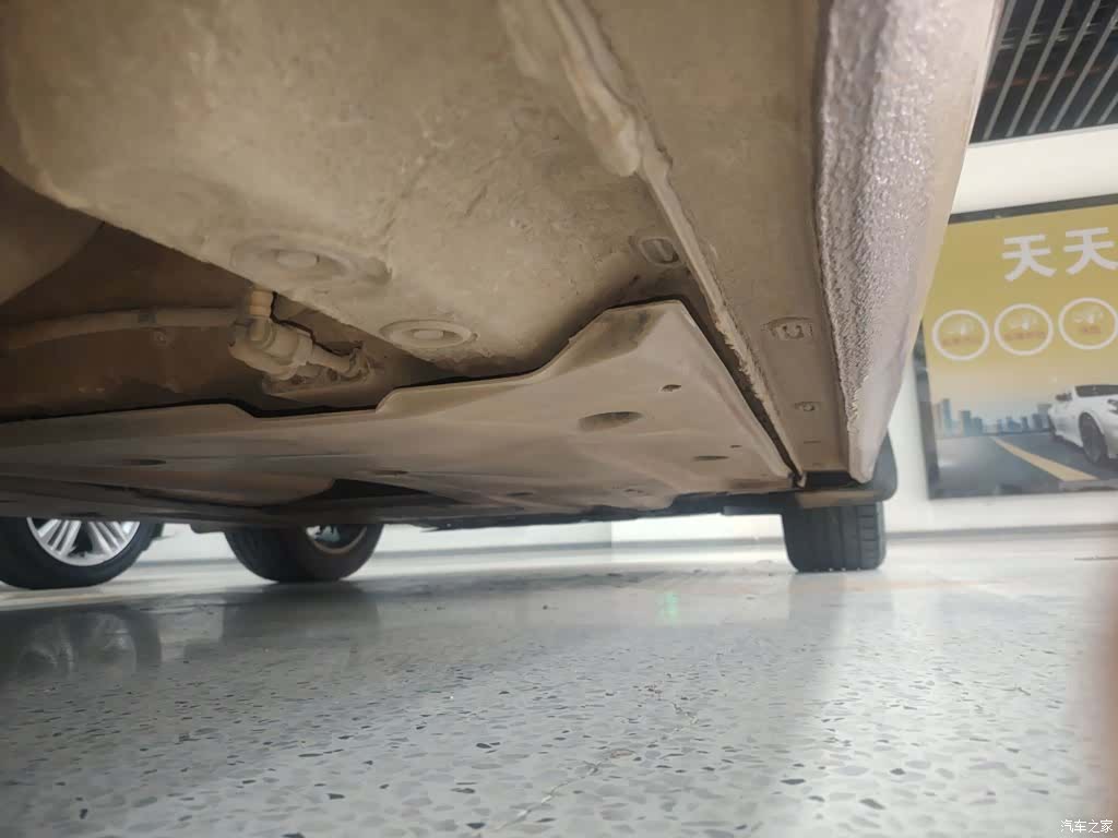 Volkswagen Lamando, 2016 19