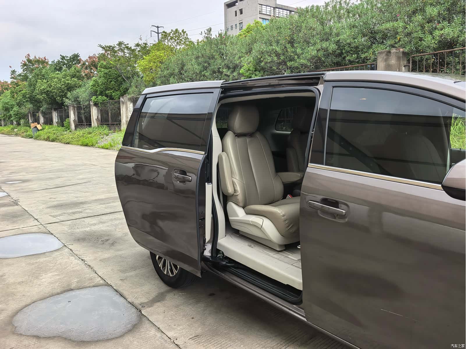 Buick GL8, 2022 21