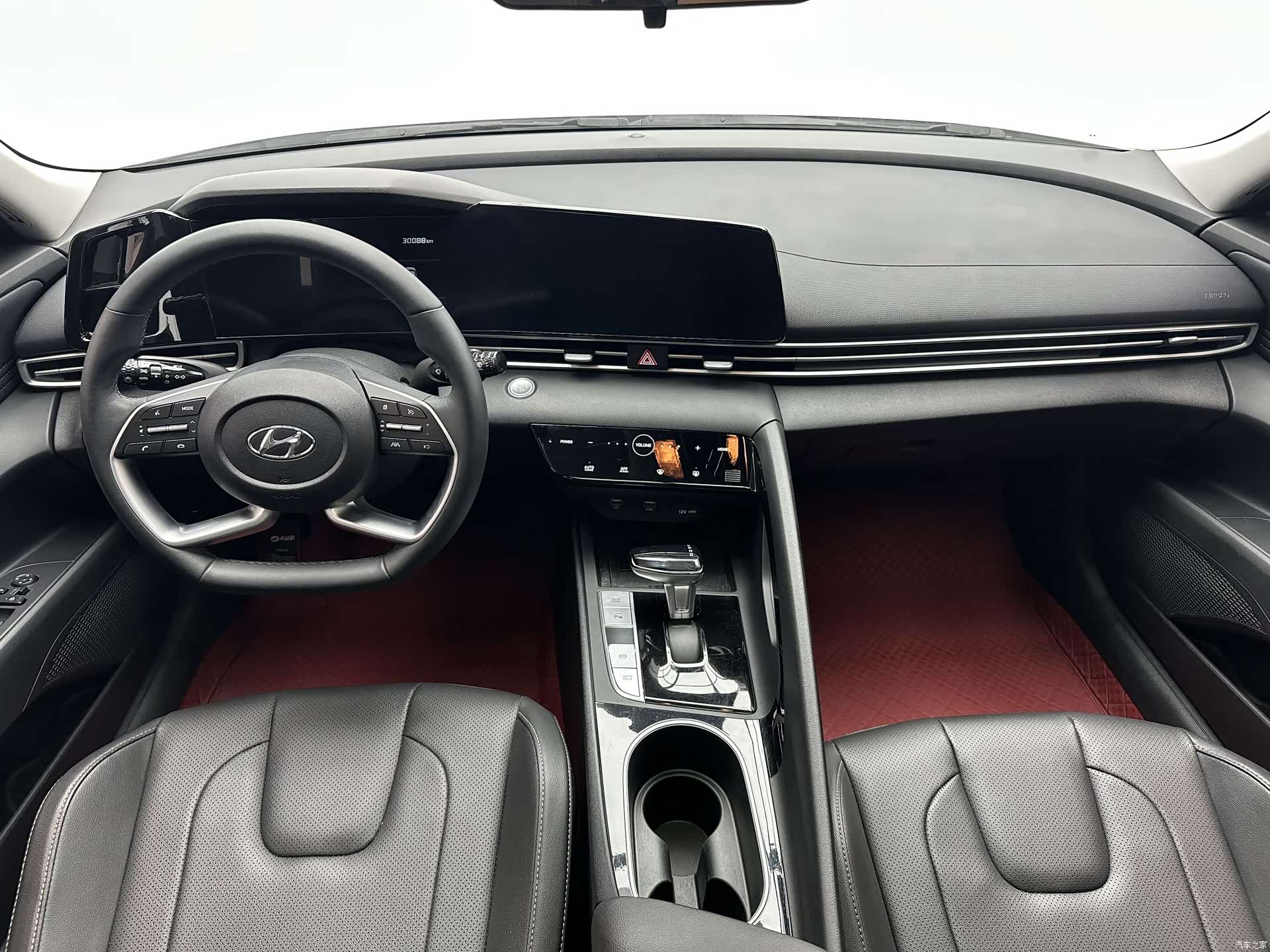 Hyundai Elantra, 2023 7