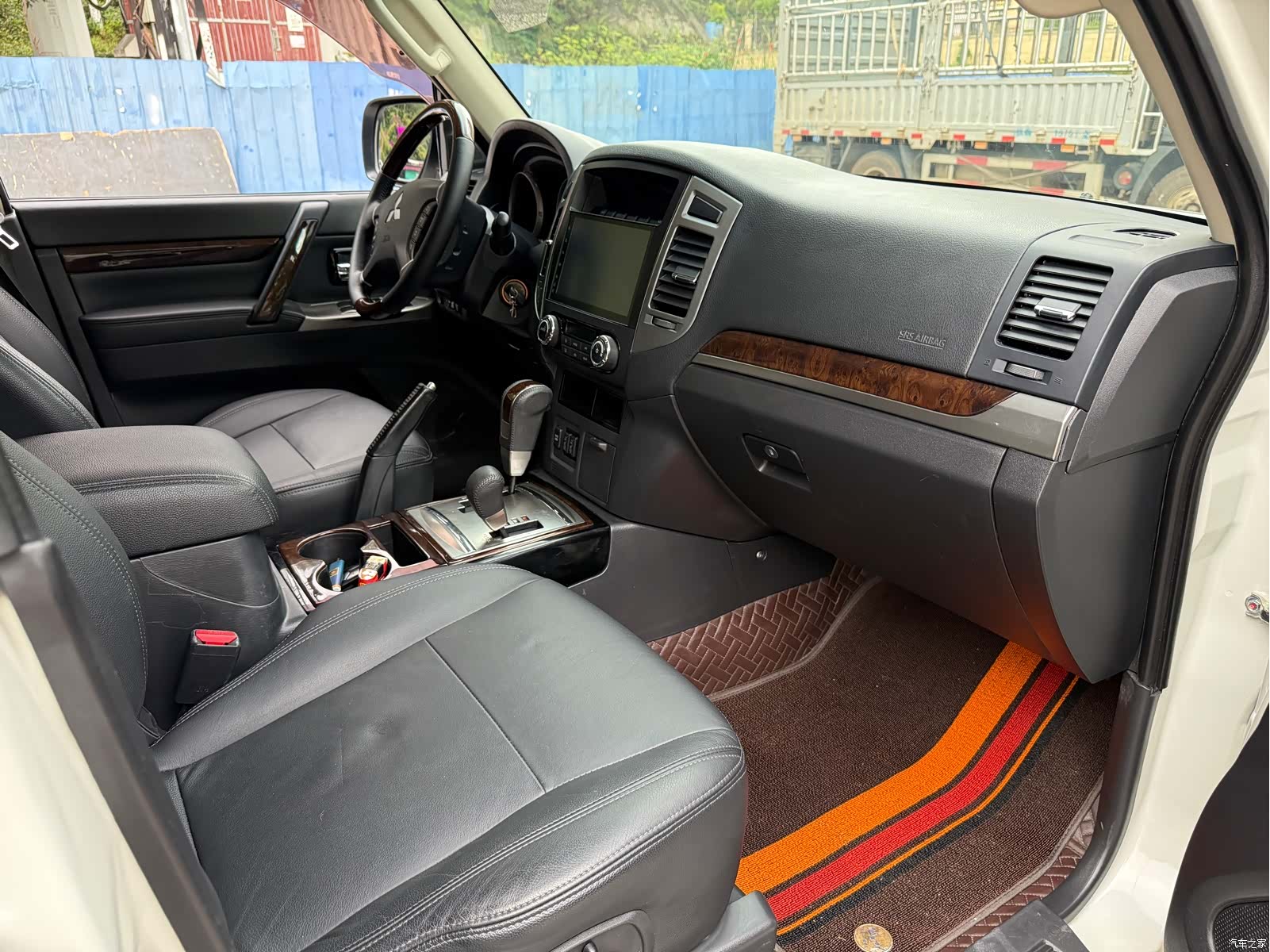 Mitsubishi Pajero, 2019 17