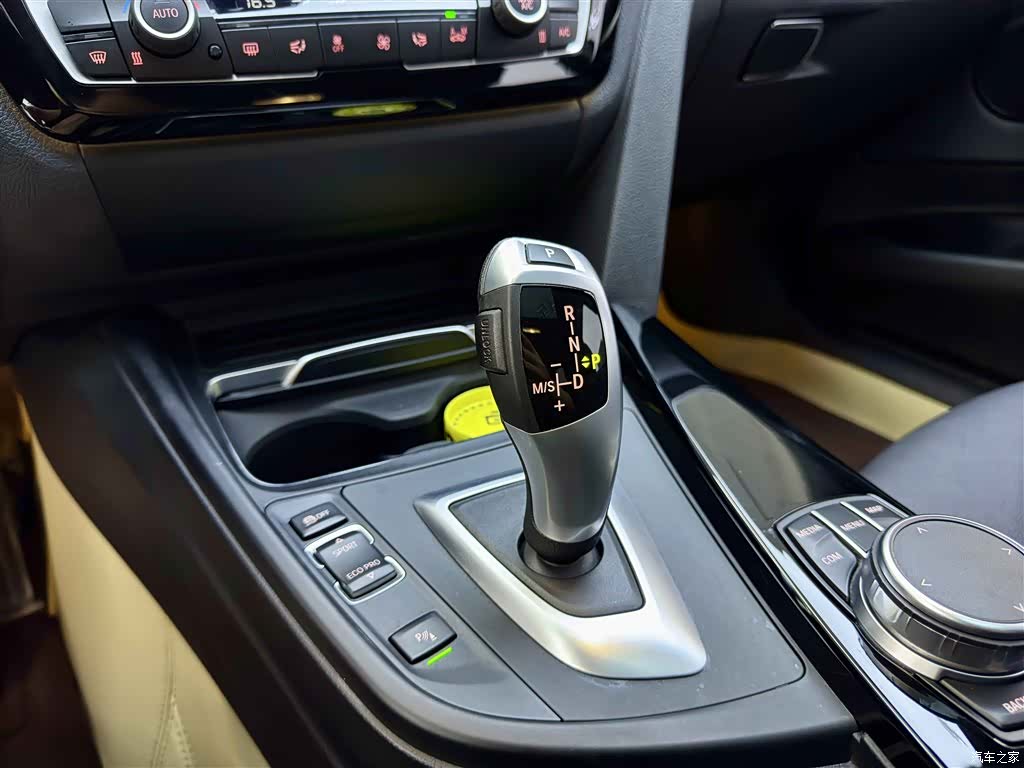 BMW 3 Series, 2021 12