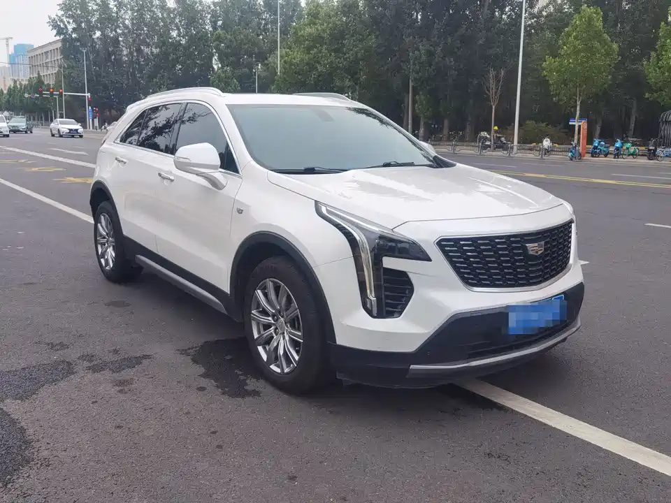 Cadillac XT4