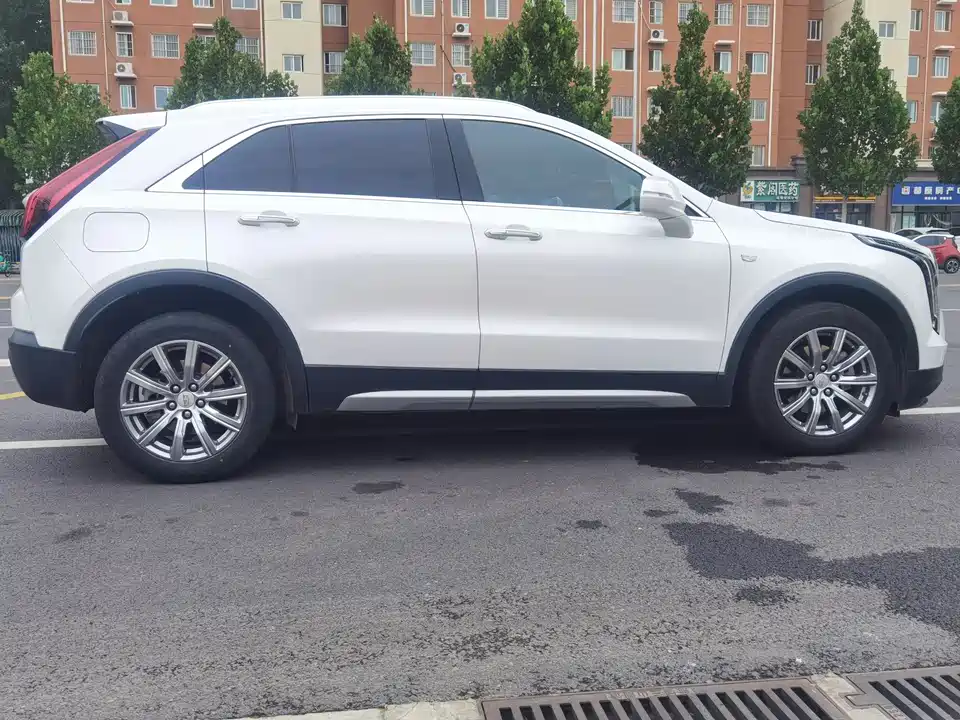 Cadillac XT4