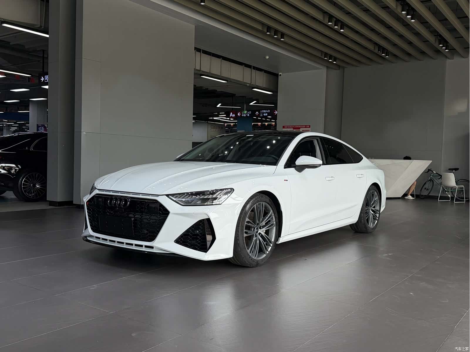 Audi A7, 2023 1