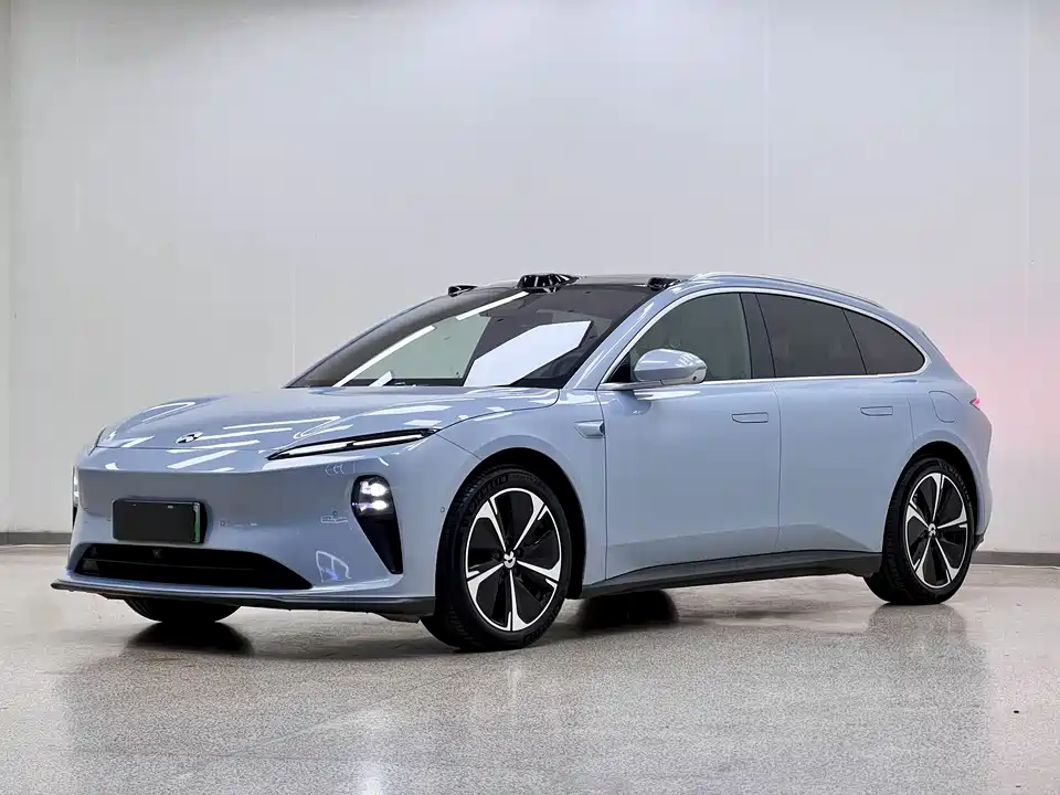 NIO ET5T