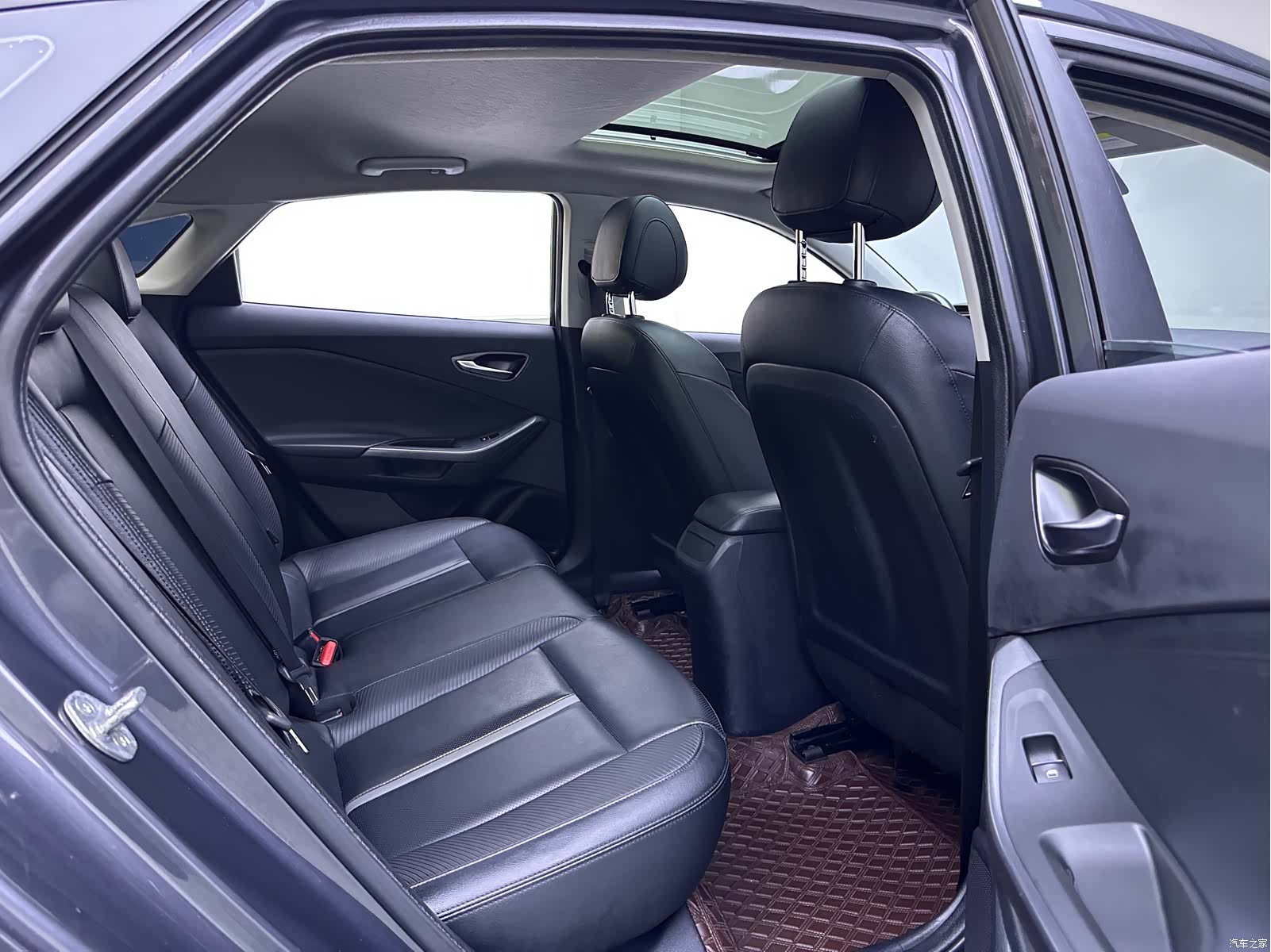 Hyundai Lafesta, 2019 12